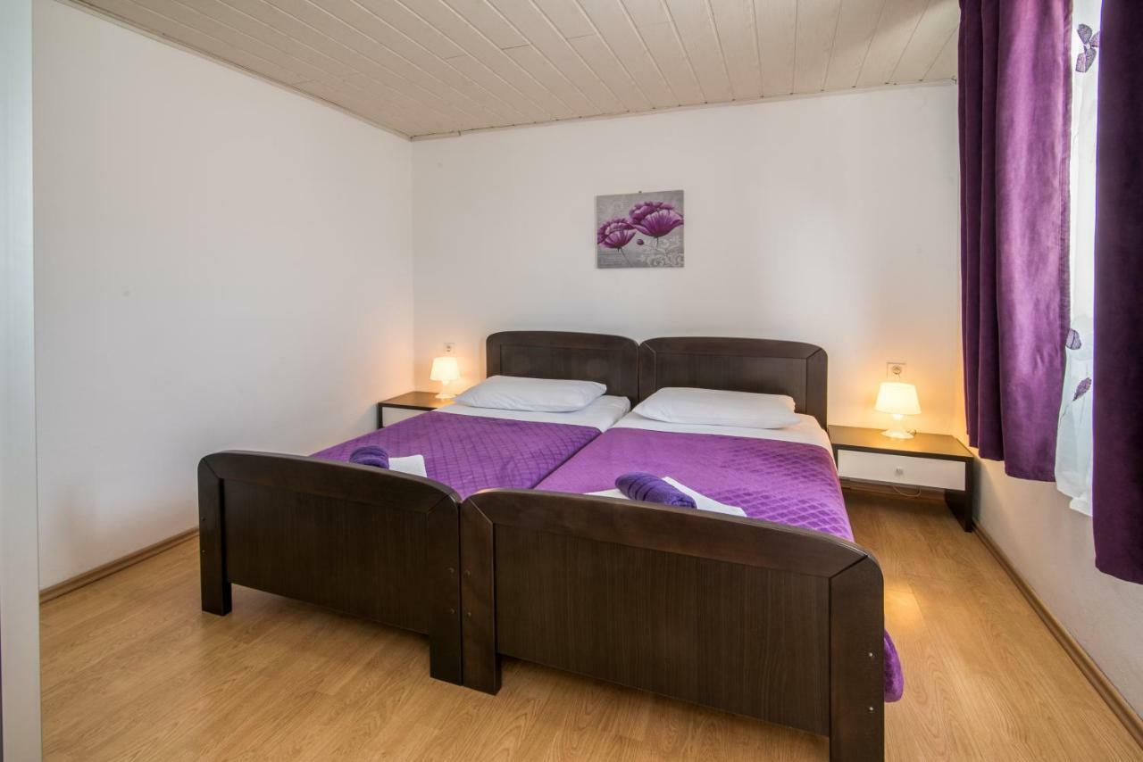 Holiday House Rosalia With Seaview And Swimming Pool Suzan Dış mekan fotoğraf